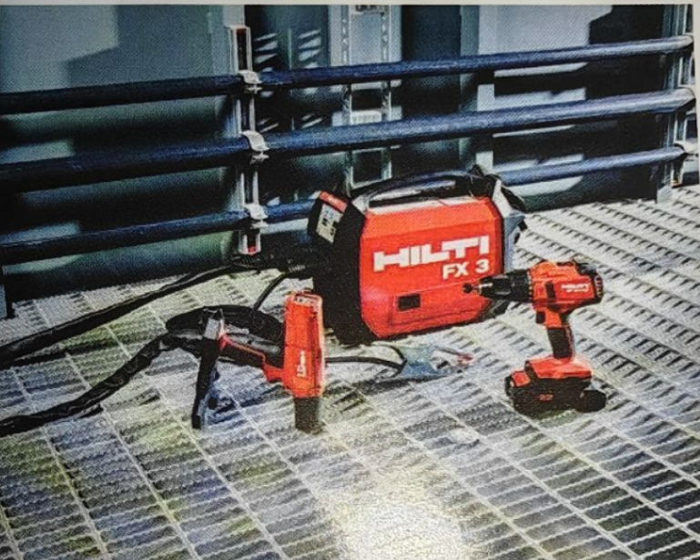 FX3-A bezprzewodowe mocowanie sztyftu Hilti upraszcza mocowanie stali spawanej